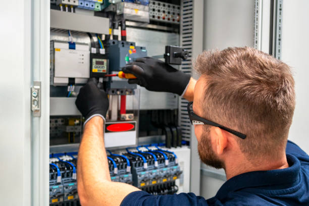 Best Circuit Breaker Repair  in Fox Point, WI